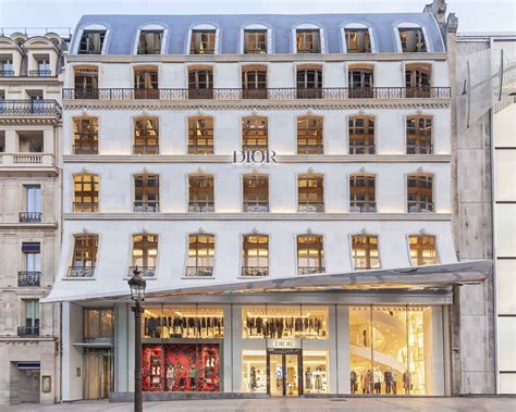 boutique dior paris